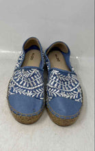 Load image into Gallery viewer, Aldo Womens Blue Beige Embroidered Slip-On Espadrille Flats Size 7.5