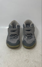 Load image into Gallery viewer, And1 Kids Limelight Gray Lace-Up Low Top Basketball Shoes Size 3