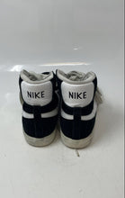 Load image into Gallery viewer, Nike Kids Blazer Mid Black White Mid Top Lace-Up Sneaker Shoes Size 3.5Y