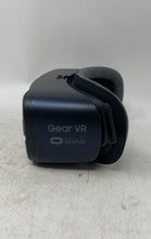 Load image into Gallery viewer, Samsung SM-R323 Gear VR Smartphone Virtual Reality Headset Powered By Oculus