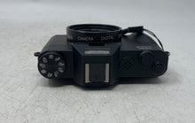 Load image into Gallery viewer, 4K Ultra HD Black Zoom Lens 16x Vlogging Digital Camera Not Tested