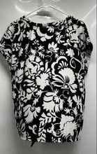 Load image into Gallery viewer, Vivid Aura Womens Black & White Floral Print Tie-Front Blouse Top Size XL