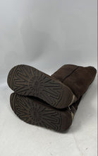 Load image into Gallery viewer, UGG Womens Classic Tall 5815 Brown Suede Pull-On Mid Calf Winter Boots Size 7
