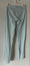 Load image into Gallery viewer, Lululemon Womens Light Blue Elastic Waist Skinny Leg Compression Leggings Sz 2