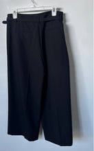 Load image into Gallery viewer, Ann Taylor Womens Black Stretch Wide Leg Pockets Belted Cropped Pants Size 4
