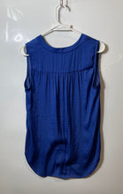 Load image into Gallery viewer, Vince Camuto Womens Blue V-Neck Sleeveless Collarless Pullover Tank Top Size S