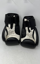 Load image into Gallery viewer, Rival Boxing Unisex Black White Adjustable South Florida Boxing Gloves Size 6