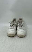 Load image into Gallery viewer, New Balance Boys 550 GSB550WW White Low Top Lace-Up Sneaker Shoes Size 4.5