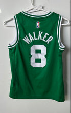 Load image into Gallery viewer, Nike Youth Green White NBA Boston Celtics Kemba Walker #8 Basketball Jersey Sz S
