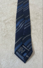 Load image into Gallery viewer, Versa Mens Blue Striped Printed Keeper Loop Adjustable Pointed Tie