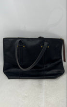Load image into Gallery viewer, Fossil Womens Black Leather Inner Pocket Double Strap Zipper Shoulder Bag