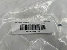 Load image into Gallery viewer, Logitech Carl Zeiss Tessar Black Silver USB Webcam With Carrying Case