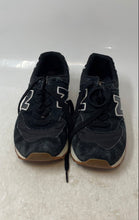 Load image into Gallery viewer, New Balance Unisex 574 Black Lace-Up Running Shoes Size W7.5 M6 No Insole