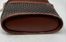 Load image into Gallery viewer, Leather School Womens Brown Leather Woven Inner Pockets Bucket Crossbody Bag