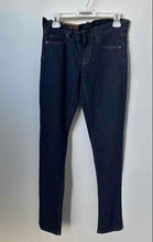 Load image into Gallery viewer, Patagonia Womens Blue Dark Wash Pockets Denim Skinny Leg Jeans Sz 27x32 w/ Tags