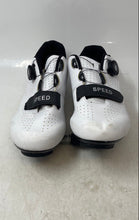 Load image into Gallery viewer, Speed Unisex White Black Drawstring 3 Bolt Low Top Cycling Shoes Size EUR 43