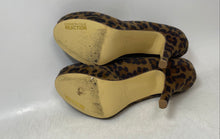 Load image into Gallery viewer, Kenneth Cole Reaction Womens Multicolor Animal Print Platform Heels Size 8.5