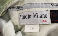 Load image into Gallery viewer, Studio Milano Mens Green Pleated Front Pockets Regular Fit Chino Shorts Size 38R