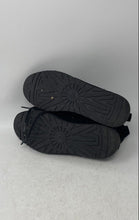 Load image into Gallery viewer, UGG Womens Bethany 1012532 Black Suede Lace-Up Ankle Shearling Boots Size 6