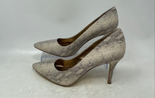 Load image into Gallery viewer, BCBG Womens White Gray Snakeskin Print Pointed Toe Stiletto Pump Heels Size 7.5B