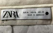 Load image into Gallery viewer, Zara Womens Black Beige Printed Flat Front Straight Leg Trouser Pants Size XL