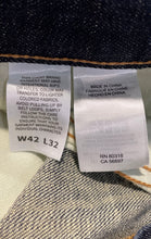 Load image into Gallery viewer, Lucky Brand Mens 329 Classic Dark Blue Denim Straight Jeans Sz W42/L32 With Tag