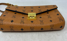 Load image into Gallery viewer, Louie Meini Womens Brown Monogram Faux Leather Chain Strap Flap Crossbody Bag