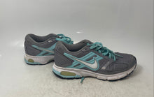 Load image into Gallery viewer, Nike Womens Air Dictate 429650-001 Gray Lace-Up Low Top Running Shoes Size 8