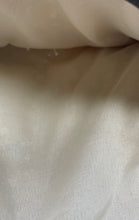 Load image into Gallery viewer, Unbranded Womens Beige Woven Straw Envelope Style Clutch Purse