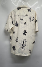 Load image into Gallery viewer, Zara Mens Beige Black Floral Short Sleeve Regular Fit Button-Up Shirt Size L