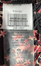 Load image into Gallery viewer, Vince Camuto Womens Black Pink Floral Smocked Long Sleeve Pullover Blouse Top M