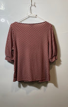 Load image into Gallery viewer, H&M Womens Red White Geometric 3/4 Sleeve Collarless Pullover Blouse Top Size M