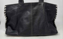 Load image into Gallery viewer, Pulicati Womens Black Silver Snake Print Outer Pocket Double Handle Shoulder Bag