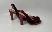 Load image into Gallery viewer, Luca Luca Womens Orange Buckle Peep Toe Bow Slingback Sandals Size 6
