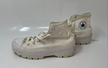 Load image into Gallery viewer, Converse Womens Chuck Taylor All Star Lugged 565902C White Sneakers Shoes Size 7
