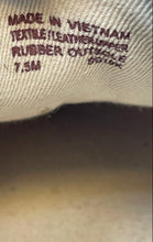 Load image into Gallery viewer, Michael Kors Womens Beige Low Top Lace-Up Sneaker Shoes Size 7.5M