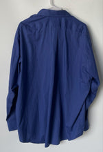 Load image into Gallery viewer, Chaps Mens Blue Navy Long Sleeve Wrinkle Free Dress Shirt Size 18-18 1/2