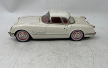 Load image into Gallery viewer, 50's Fifties Chevrolet White Scale 1:18 Collectible Diecast Toy Car