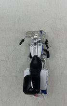 Load image into Gallery viewer, Maisto Harley-Davidson 1:18 Scale Series 4 Die-Cast Boston Police Motorcycle Toy