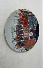 Load image into Gallery viewer, Home For The Holiday By Artist Hans Droog N5779 Number 5544 Collector Plate