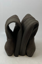 Load image into Gallery viewer, Aldo Womens Brown Suede Wedge Side-Zip Knee-High Boots Shoes Size 6.5