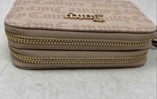 Load image into Gallery viewer, Juicy Couture Womens Beige Monogram Print State Of My Heart Zip-Around Wallet