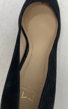 Load image into Gallery viewer, Marc Fisher LTD Womens Zala Black Pointed Toe Slip-On Block Pump Heels Size 7.5M