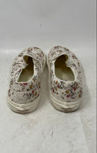 Load image into Gallery viewer, Vans Unisex Classic 500714 White Floral Slip-On Sneaker Shoes Size M7 W8.5