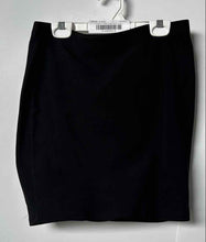 Load image into Gallery viewer, Forever 21 Womens Black Ribbed Straight & Pencil Skirt Size Large
