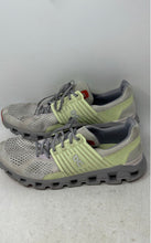 Load image into Gallery viewer, On Mens Cloudswift Green Gray Low Top Lace-Up Running Shoes Size 13