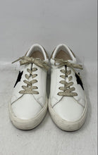Load image into Gallery viewer, Vintage Havana Womens Grande White With Star Lace-Up Sneaker Shoes Size 6.5