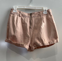 Load image into Gallery viewer, Forever 21 Womens Pink Pleated Front Cuffed Back Zip Chino Shorts Size Medium