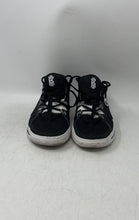 Load image into Gallery viewer, Nike Unisex Kids Kyrie Flytrap 6 DQ8094-009 Black White Basketball Shoes Size 5Y