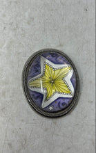 Load image into Gallery viewer, Vintage Yellow Star Design Collectible Glass Oval Shape Paperweight